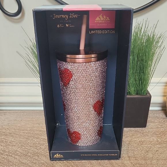 Hydrapeak Other - Hydrapeak Rhinestone Heart Stainless Steel Tumbler - Limited Edition